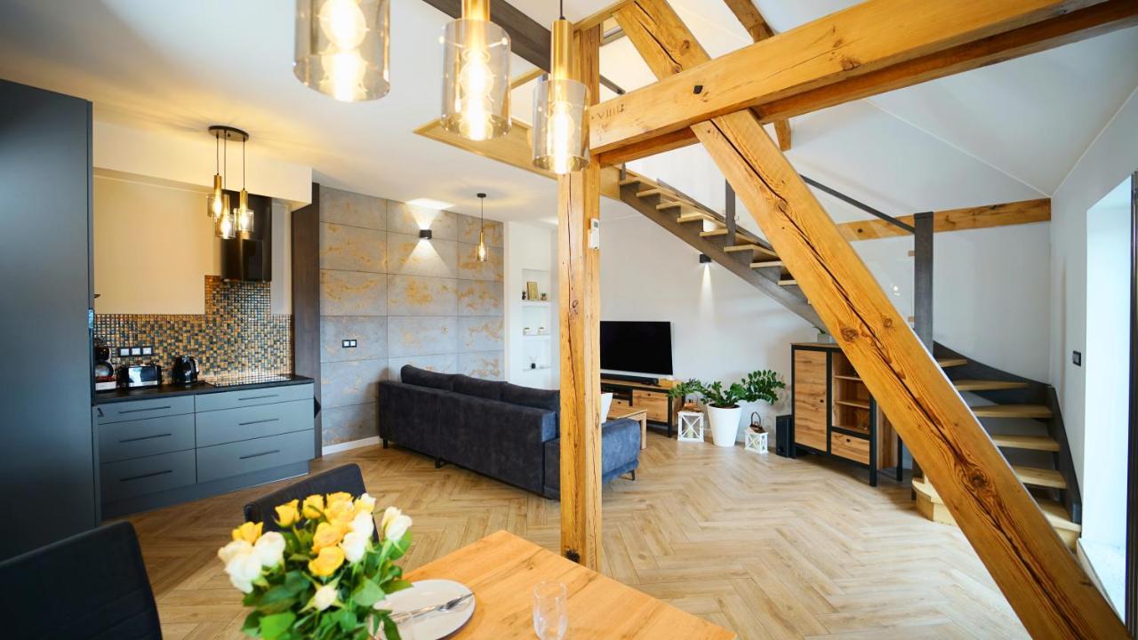 Apartamenty Everysky - Mickiewicza 30 イェレニャ・グーラ エクステリア 写真